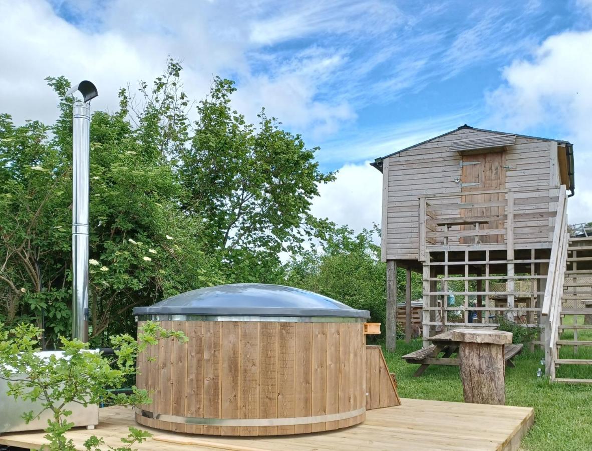 Norwell View Farm Glamping With Hot Tubs Bath Exterior foto