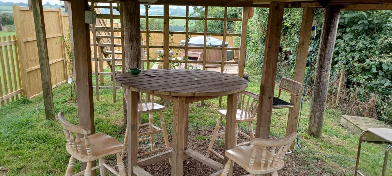 Norwell View Farm Glamping With Hot Tubs Bath Exterior foto